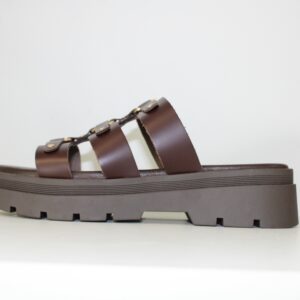 DESTY JB MARTIN <br/> <span style="font-family: 'Cormorant';font-size: 15px;">G209</span>