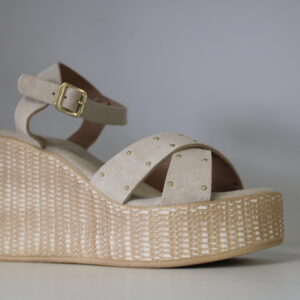 CARRIERE COCO ABRICOT<br/> <span style="font-family: 'Cormorant';font-size: 15px;">G209</span>